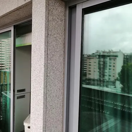 The At The Center With Pool Apartament